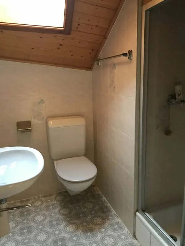 Kleines Ertragsgebäude im Herzen von Fully – Foto 9 von 13