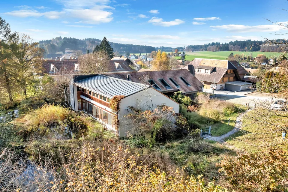 Multifunktionales Gebäude oder Bauland für Wohnnutzung