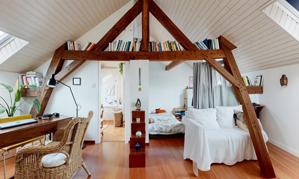 Triplex di 4.5p + Studio indipendente: Investimento ideale ad Aubonne