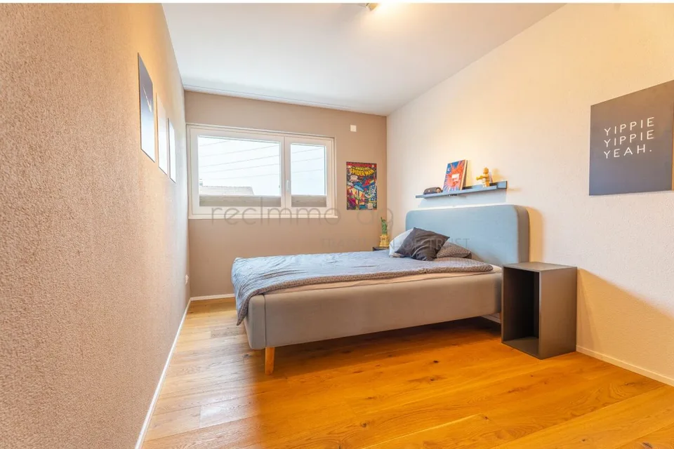 Modernes 5.5-Zimmer-Einfamilienhaus mit Minergie-P Standard an ruhiger Lage in Koblenz – Foto 10 von 13