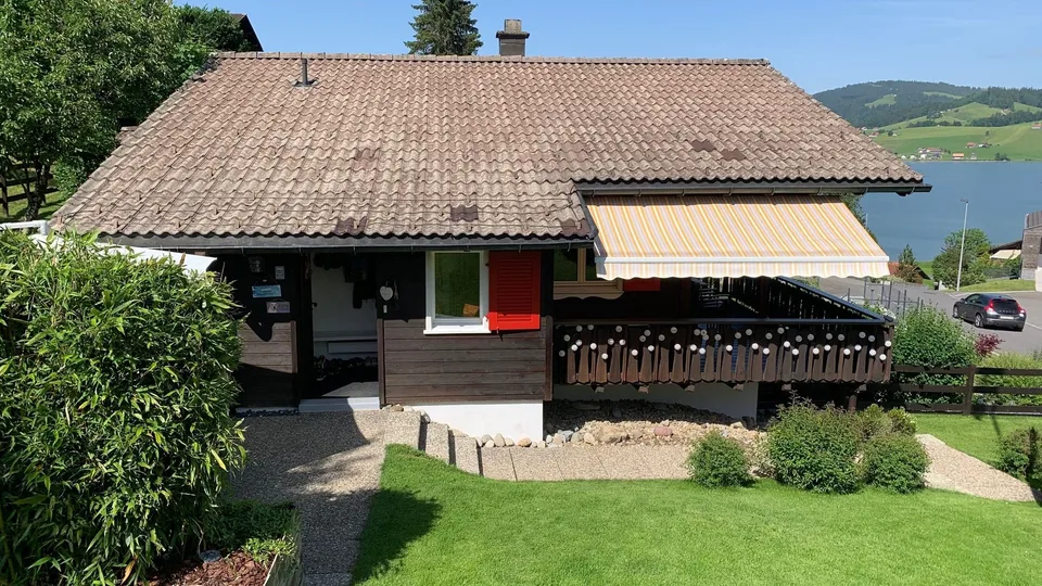 Charmantes Chalet mit See- und Bergsicht