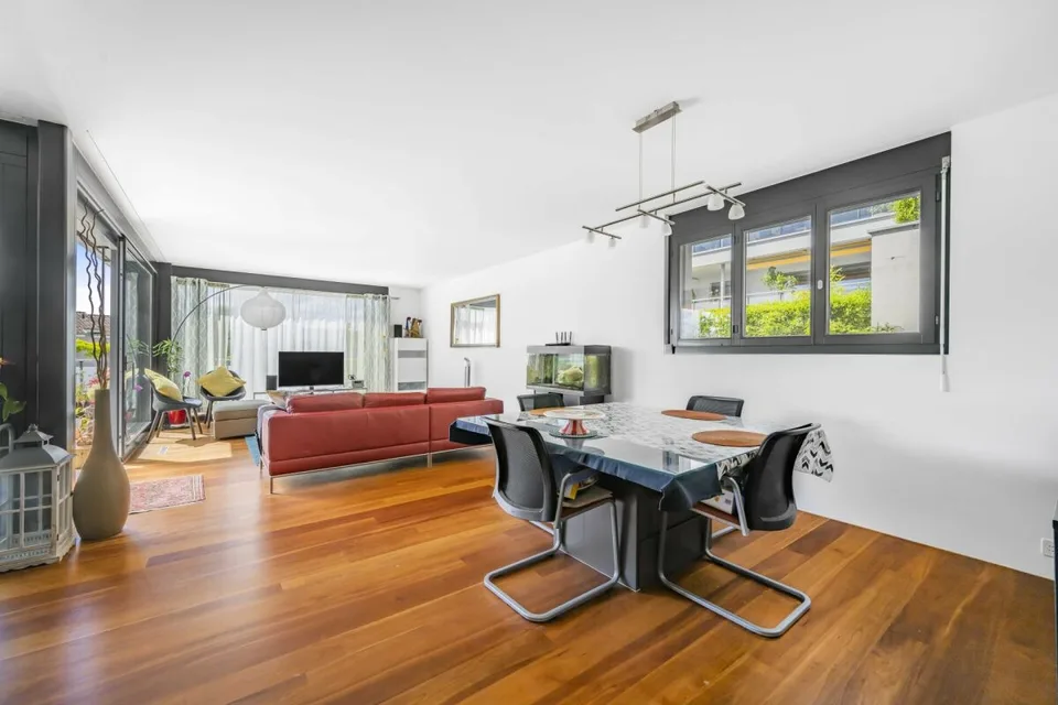 BAAR LIVING Ruhige 4.5-Zimmer-Terrassenwohnung