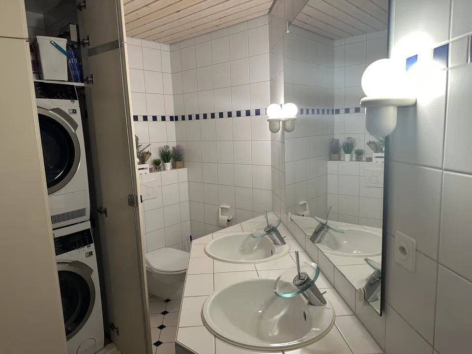 For sale magnificent high-end duplex with swimming pool in Courtételle – photo 10 of 13