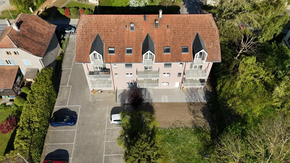 3,5 Zimmer mit 150m2 Garten in Fétigny komplett renoviert