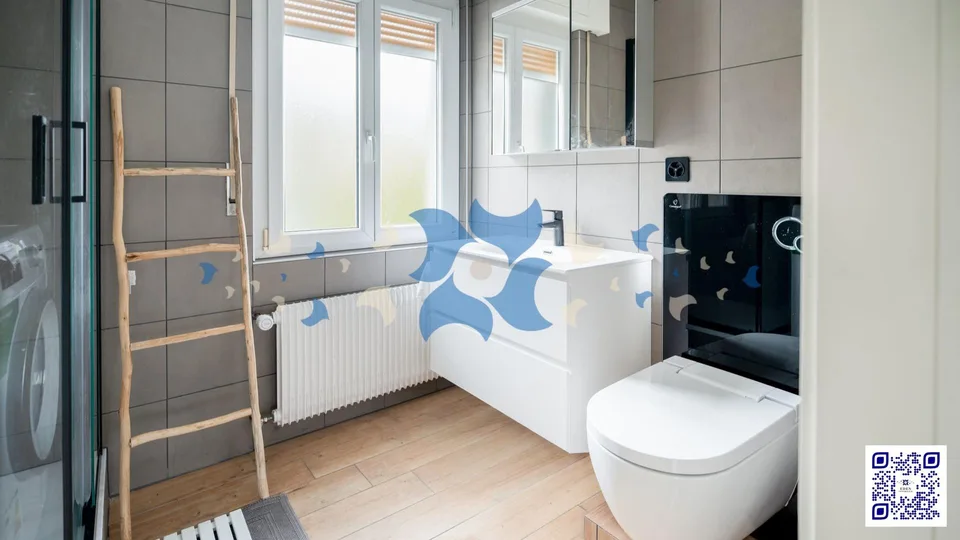 Wunderschöne renovierte 4,5-Zimmer-Penthouse mit Balkonen, Garten und Garage - Vétroz