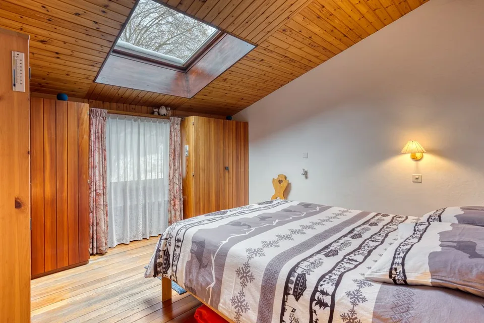 Chalet voller Charme mit Baugrund – Foto 6 von 10