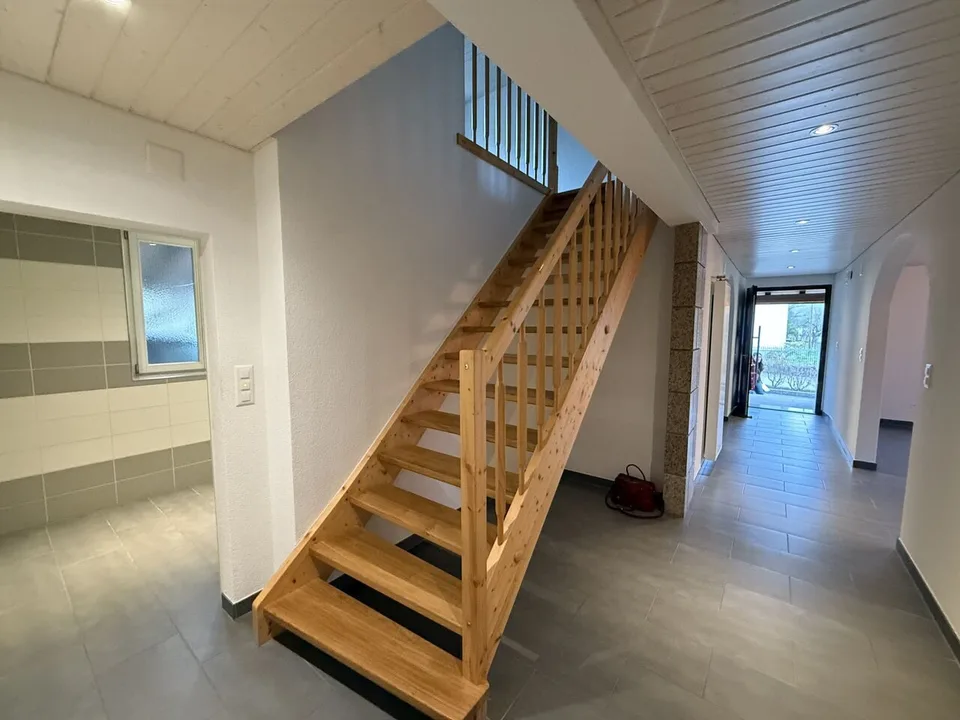 Casa di villaggio in vendita con 2 appartamenti a Charmoille