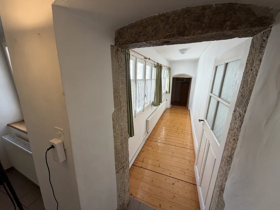 In vendita a Porrentruy bellissimo edificio con 2 appartamenti e 1 locale commerciale – foto 9 di 13