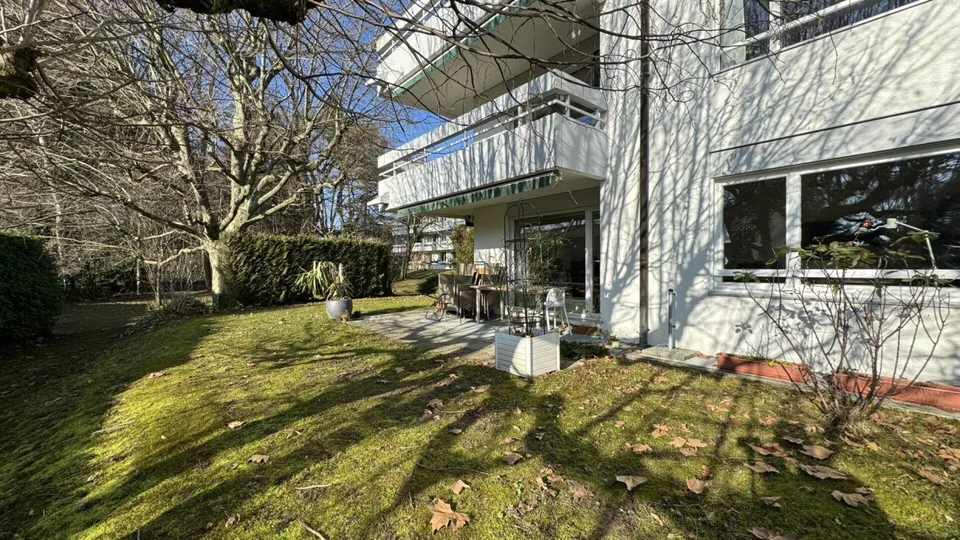 4.5-room apartment in a residence near the lake