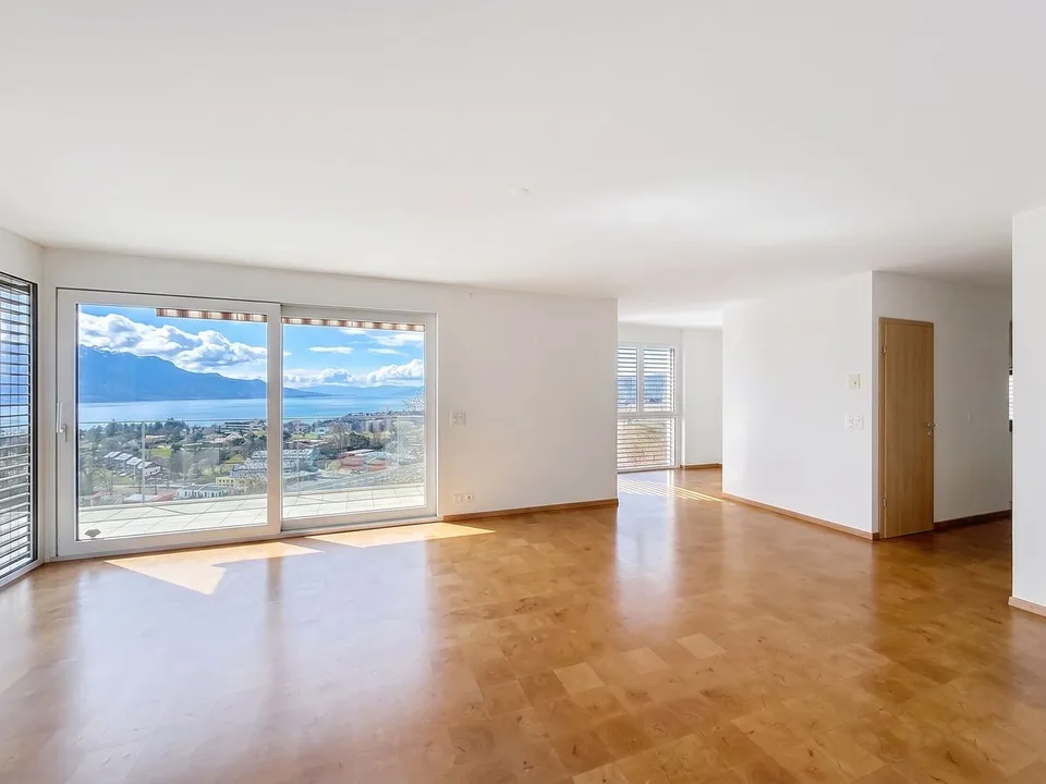 Montreux - Élégant 5.5 pièces avec vue lac, terrasse et espace bien-être