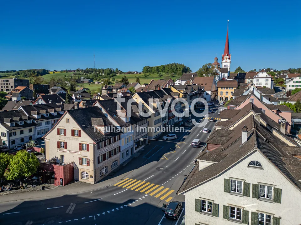 Charmantes Wohn- und Geschäftshaus