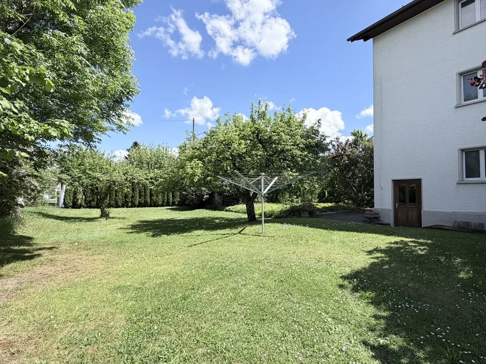 Familienhaus mit 3 Wohnungen, Courrendlin - 737000