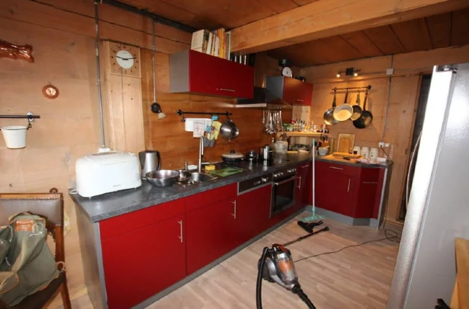 Wohn- & Geschäftshaus mit Bauparzelle 4 Wohnungen / Gewerberäume – Foto 8 von 13