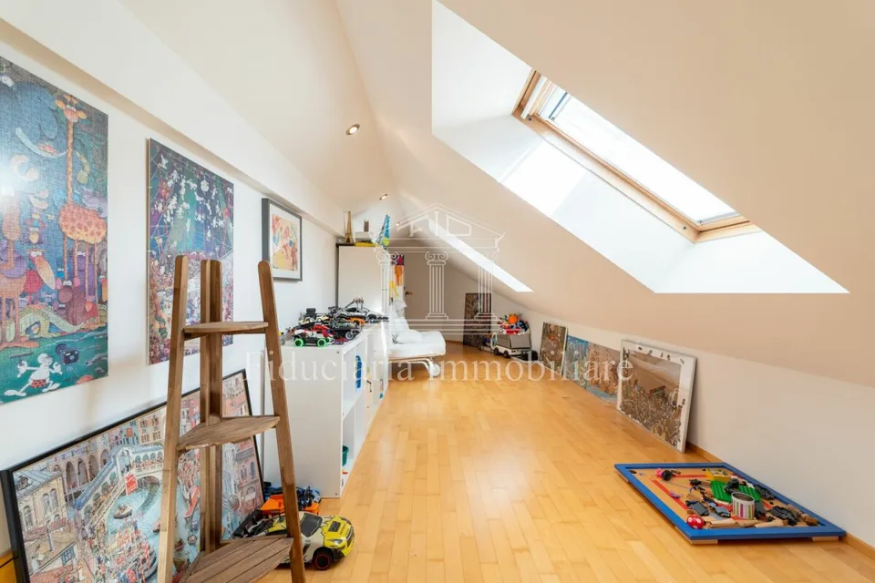 GORDOLA - Spacious attic apartment in a residence of only 4 units – photo 13 of 13