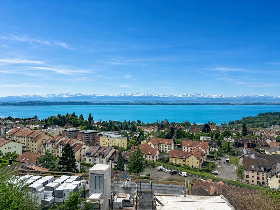 Appartement neuf 3.5 pièces avec vue panoramique sur le lac
