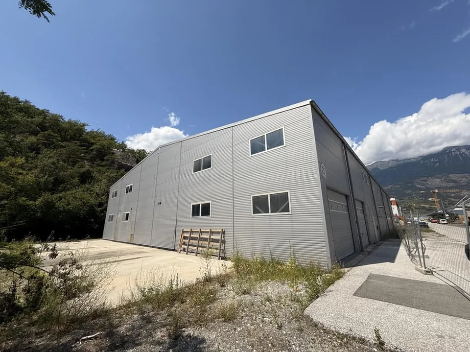 Modularer Gewerbesaal mit gültiger Baugenehmigung