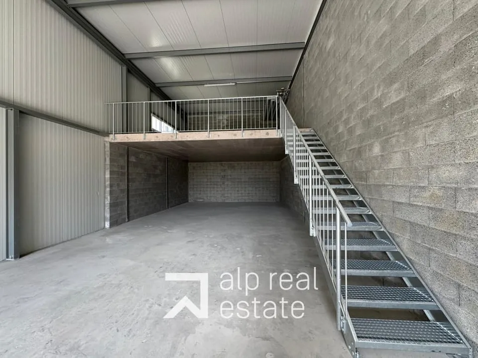 Modularer Raum von 124m² - Flexibilität & strategische Erreichbarkeit A9