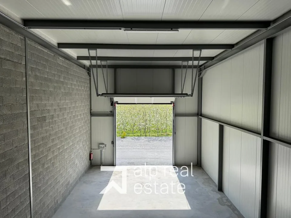 Modularer Raum von 124m² - Flexibilität & strategische Erreichbarkeit A9