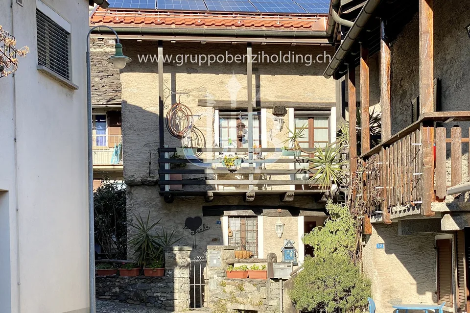 Casa Charmante Luminoso a Gordola in Zona Residenziale.