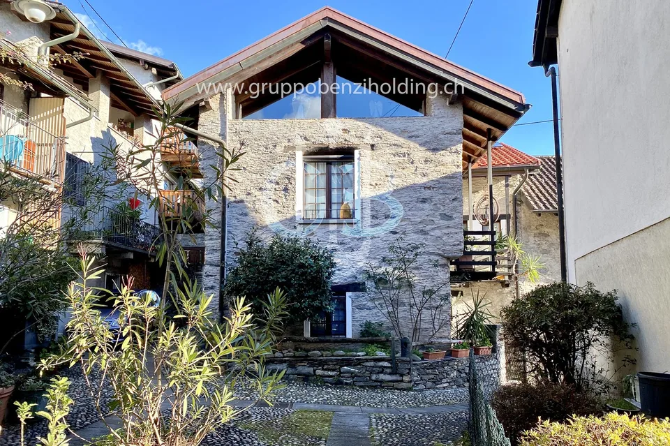 Casa Charmante Luminoso a Gordola in Zona Residenziale.
