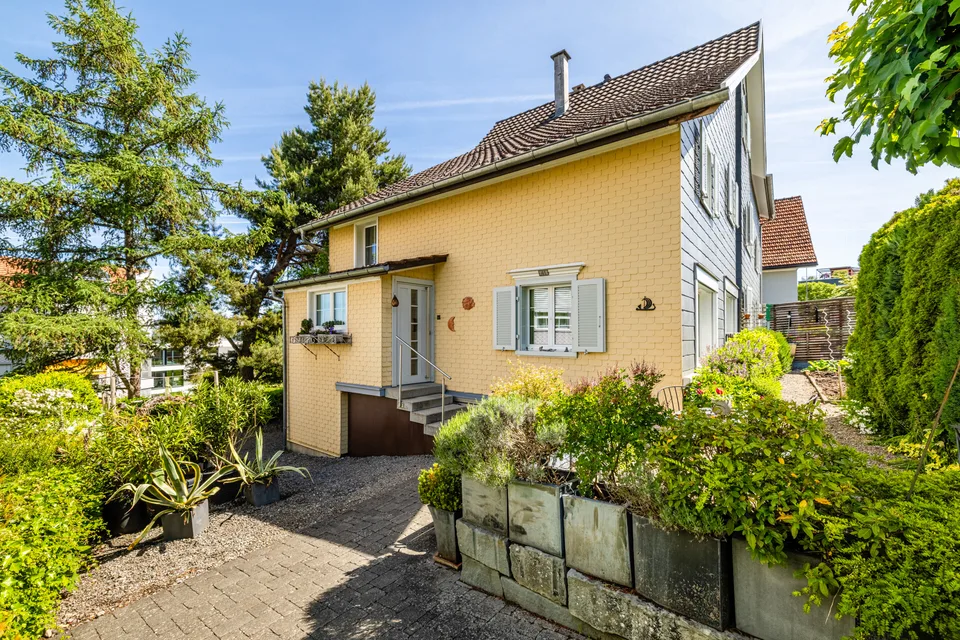 Casa unifamiliare semi-indipendente amorevolmente curata a Rorschacherberg