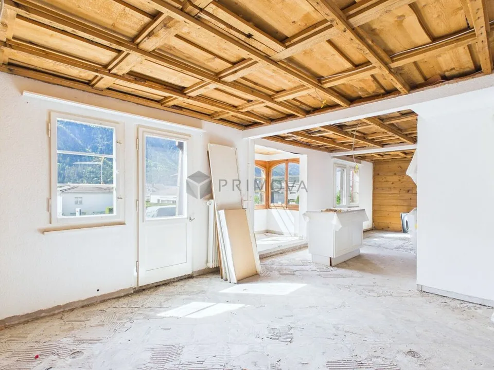 Chalet traditionnel avec gastronomie et deux unités résidentielles sur des terrains spacieux