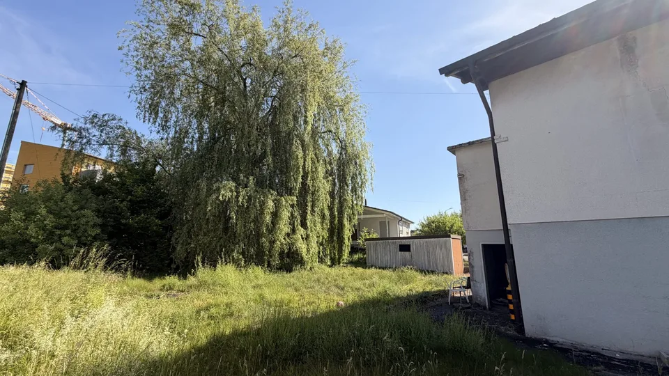 Einfamilienhaus mit grossem Potenzial in Alle zu verkaufen
