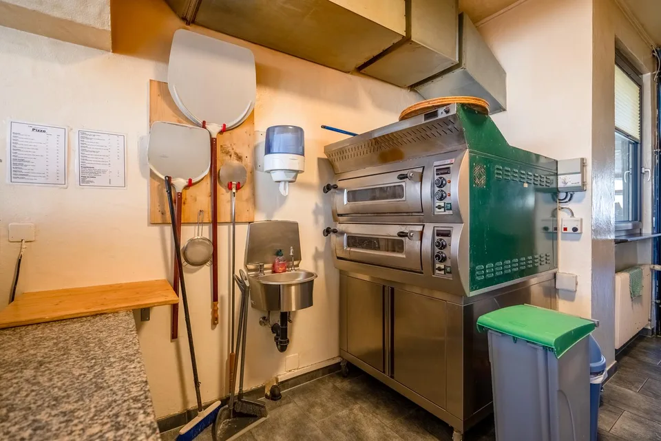 A Sembrancher, restaurant avec bon rendement – photo 7 sur 12