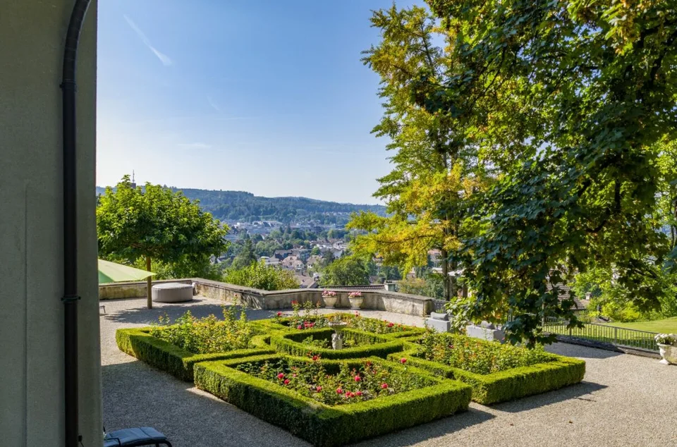 30 minutes by car from Zürchberg: The Wolfer-Sulzer estate on Rosenberg with 10,000 m² in the city of Winterthur – photo 7 of 13