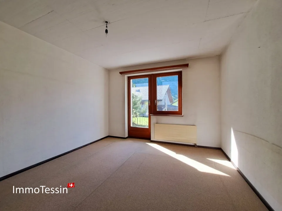 Charmantes Mehrfamilienhaus mit 2 Wohnungen in Malvaglia nahe Biasca und Lukmanierpass zu verkaufen – Foto 11 von 13
