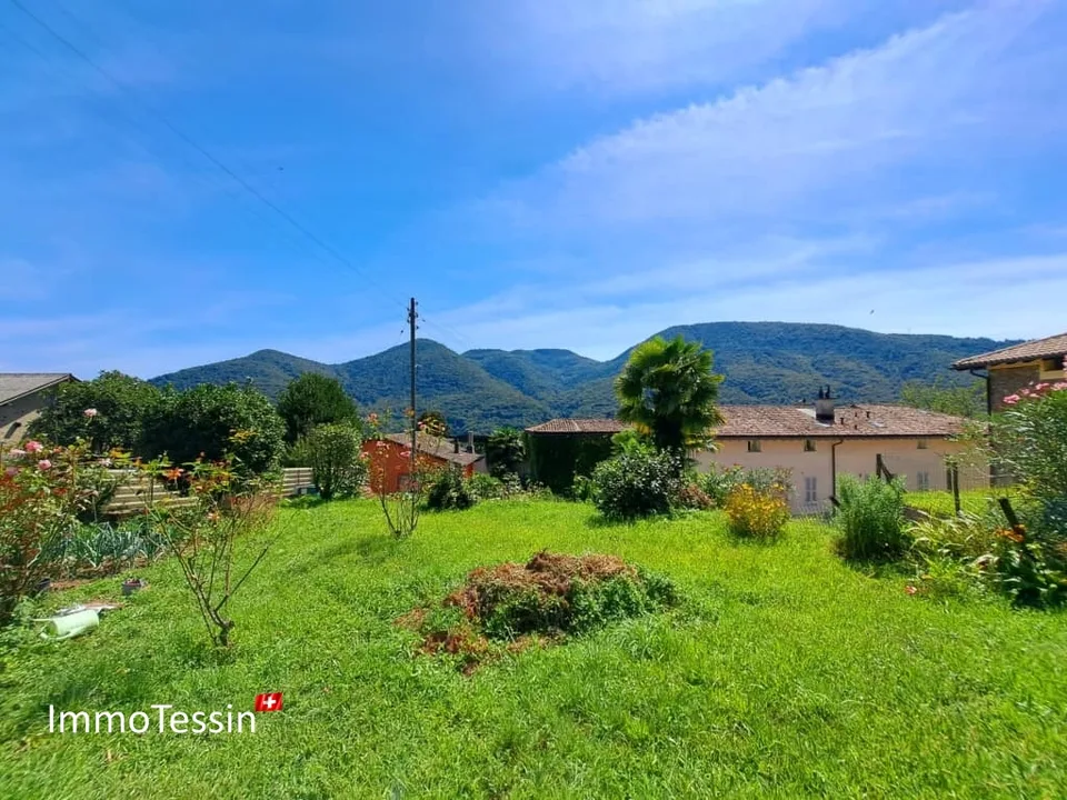 Bauland an schöner & ruhiger Lage mit Weitsicht in Monteggio mit Projekt zum top Preis