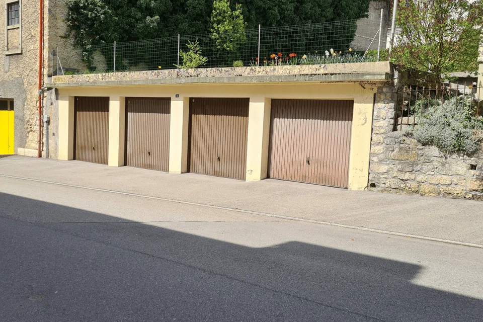 Investitionsmöglichkeit mit diesem kleinen Gebäude in St-Imier