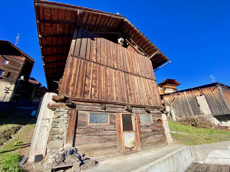 Casa moderna di 4,5 stanze con progetto dell'architetto nel cuore del vecchio villaggio di Vex – foto 12 di 13