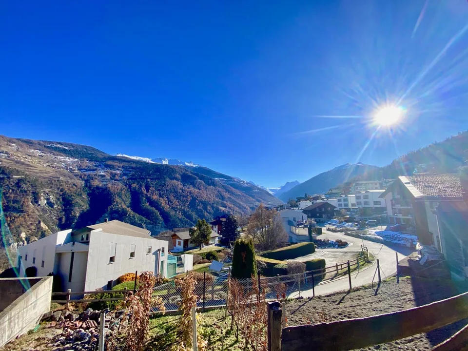 Casa moderna di 4,5 stanze con progetto dell'architetto nel cuore del vecchio villaggio di Vex – foto 10 di 13