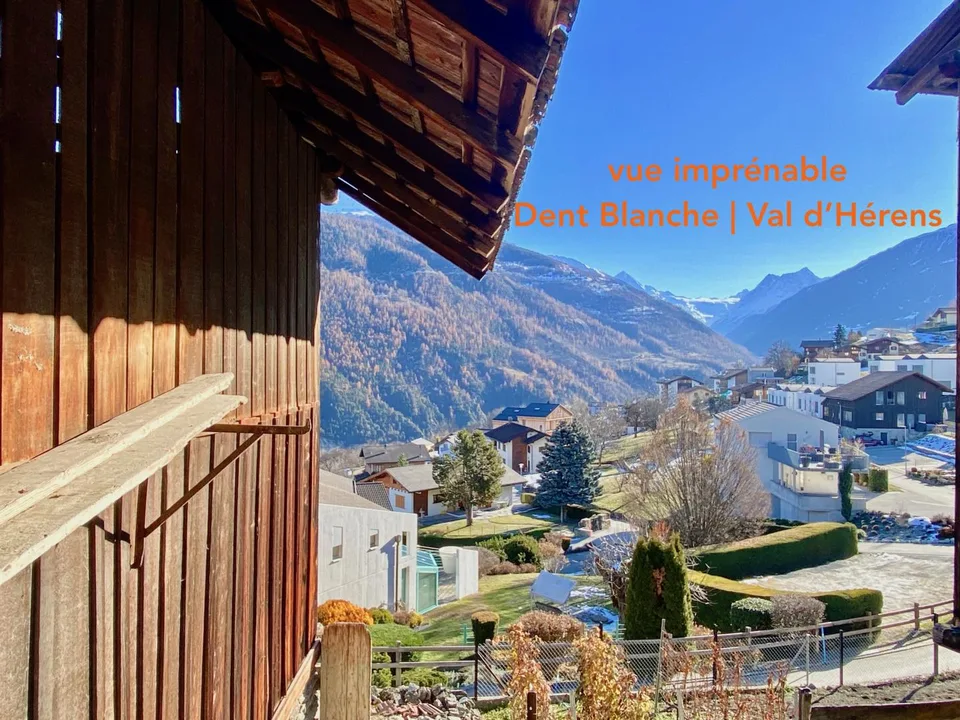 Casa moderna di 4,5 stanze con progetto dell'architetto nel cuore del vecchio villaggio di Vex – foto 6 di 13