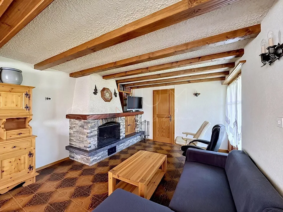 Exclusivité - à 5 min d'Ovronnaz, chalet authentique sans vis-à-vis
