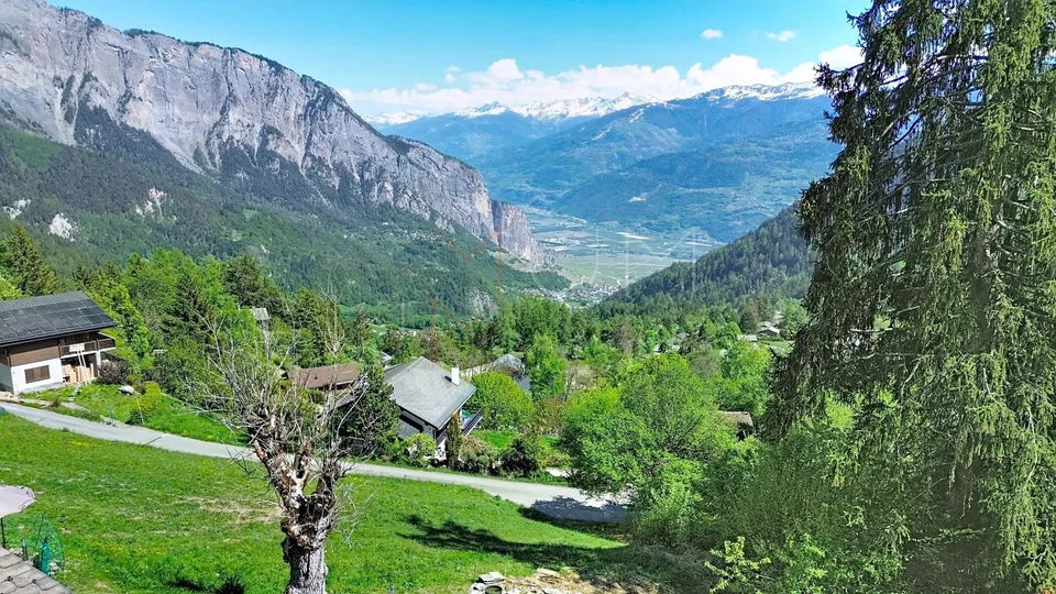 Exclusivité - à 5 min d'Ovronnaz, chalet authentique sans vis-à-vis