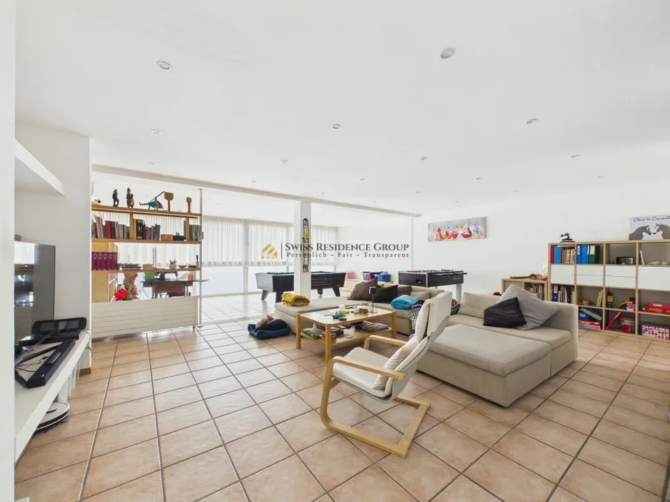 Casa con ampi spazi e deposito affittabile - ottima opportunità ad Arzo – foto 6 di 13