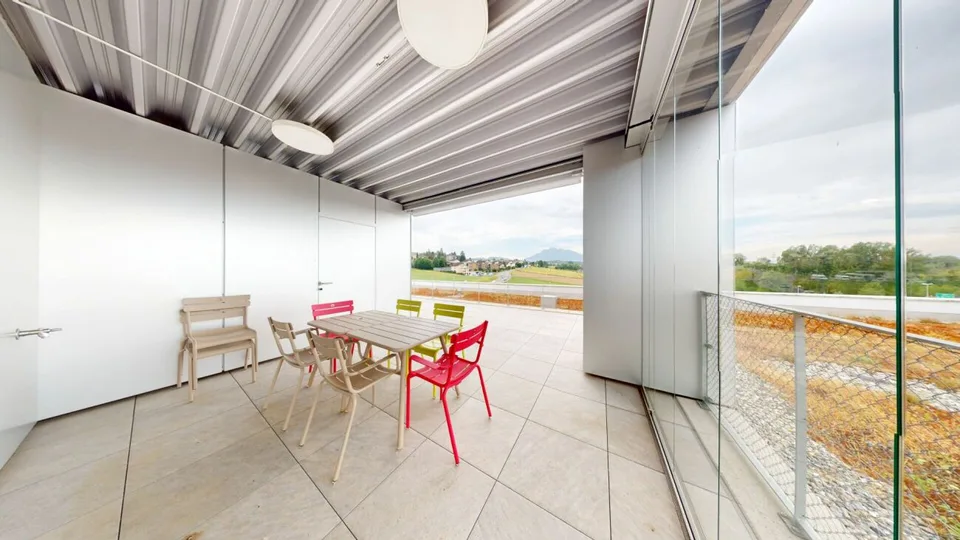 160 m² Emplacement de succès - Espace commercial représentatif dans un emplacement de choix – photo 9 sur 13