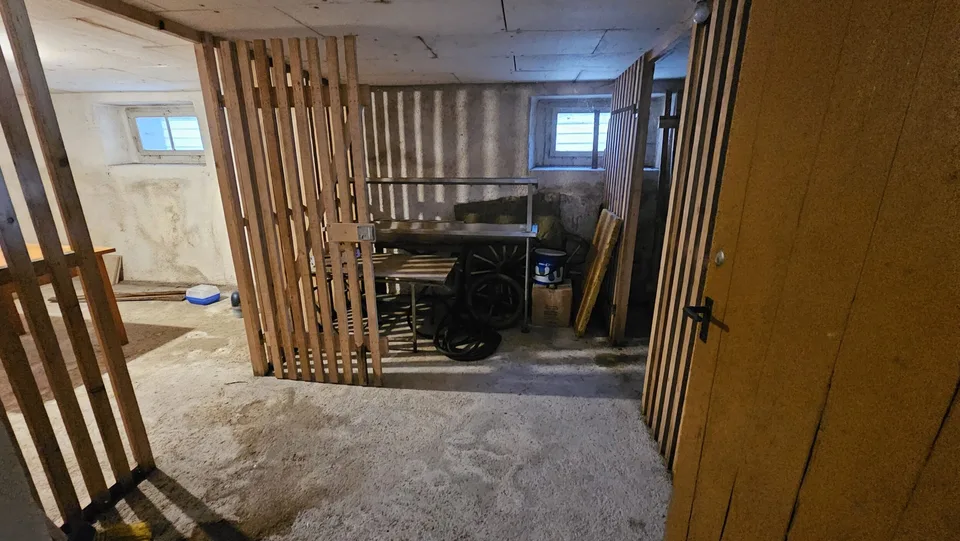 In vendita a Glovelier edificio con 3 appartamenti e grande terreno – foto 10 di 13