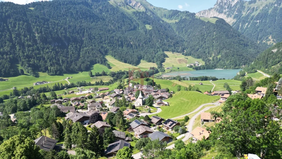 In vendita - Terreno edificabile a Rossinière