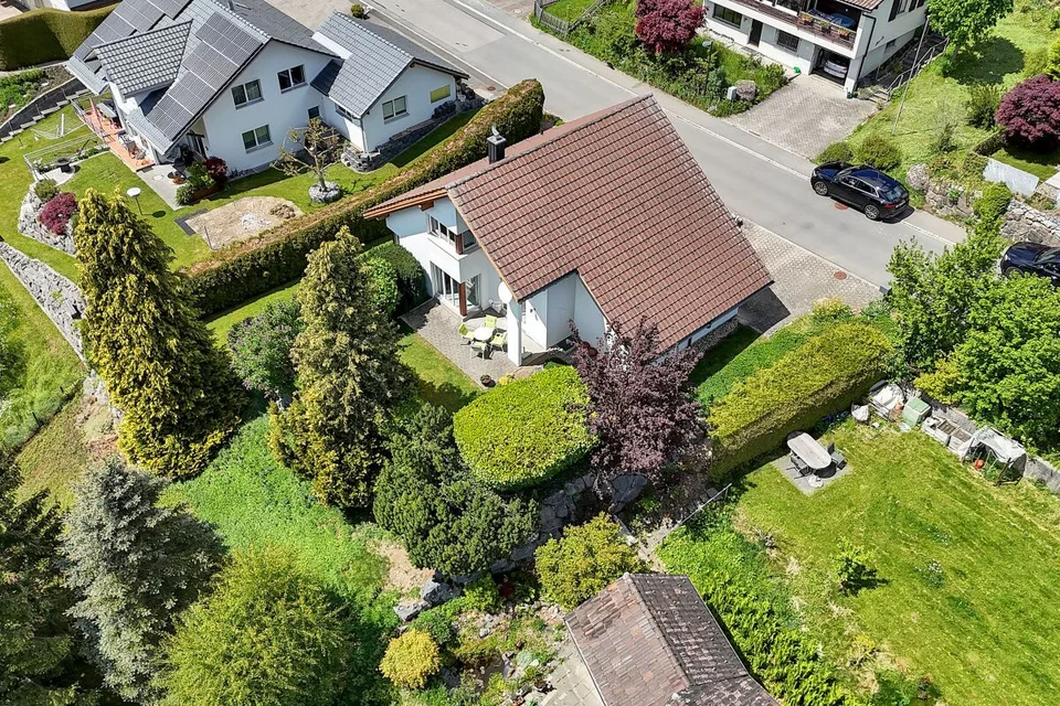 Natura, tranquillità e qualità della vita – la tua nuova casa a Oberhelfenschwil