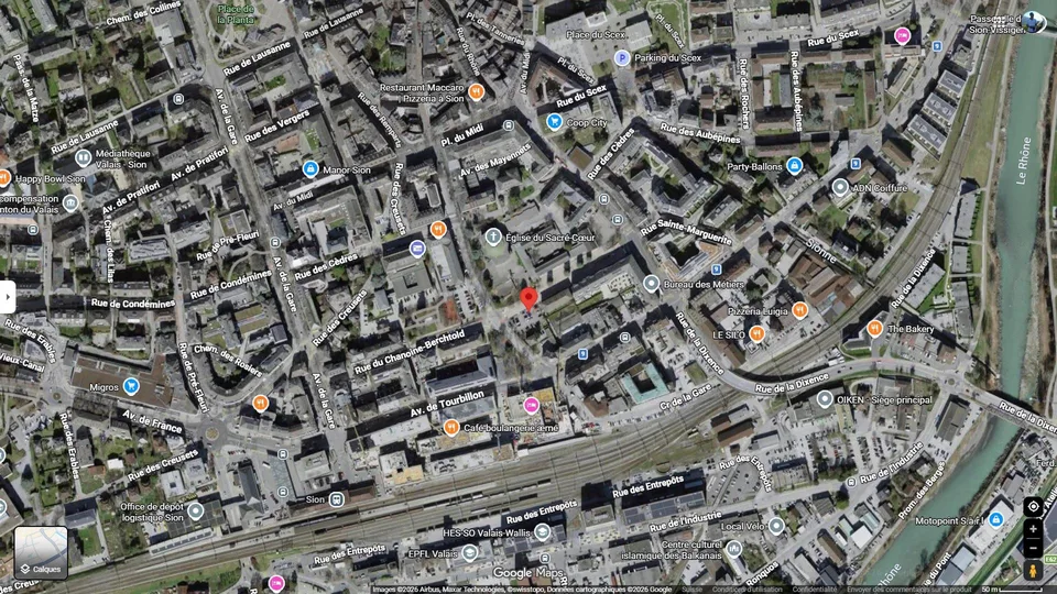 Südseitige 4,5-Zimmer-Wohnung im 2. Stock im Stadtzentrum von Sion in der Nähe des Bahnhofs