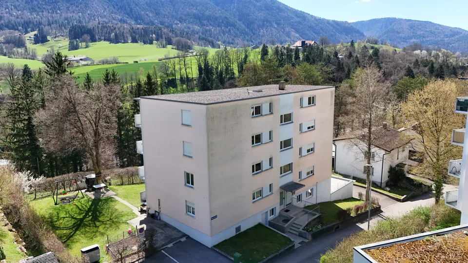 Zu verkaufen in Moutier, Renditeobjekt mit 9 Wohnungen