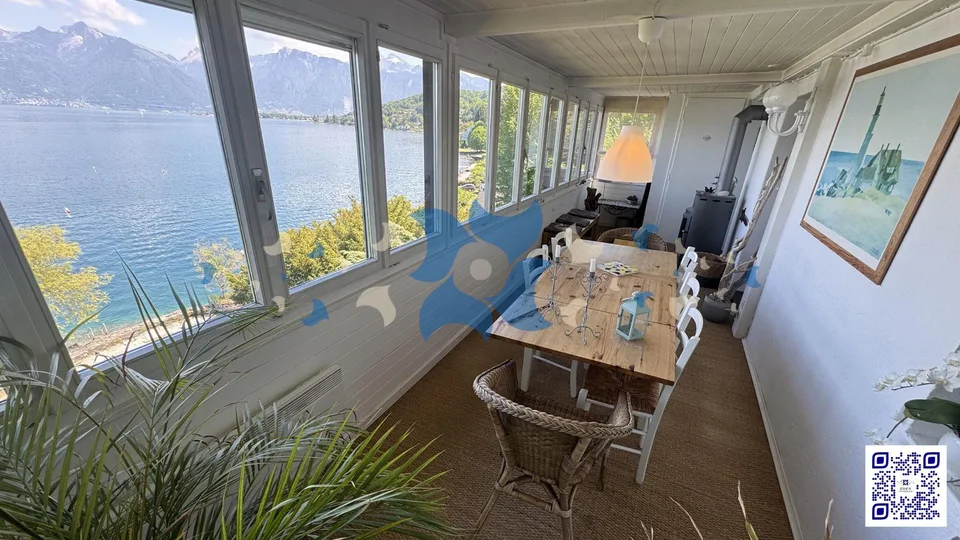 SAINT-GINGOLPH - HAUS AM WASSER | PRIVATE UFER AM GENFERSEE