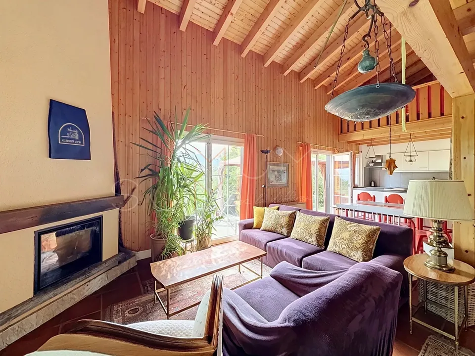 Un chalet, un espace boisé privatif, un style de vie – Prafirmin, Savièse