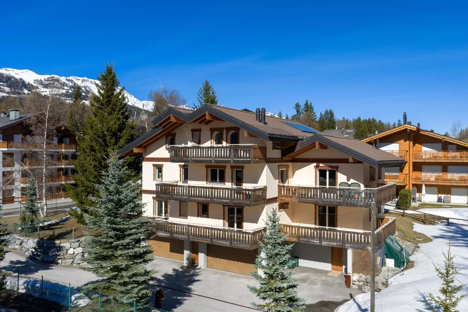 Duplex 5,5 pièces en attique
