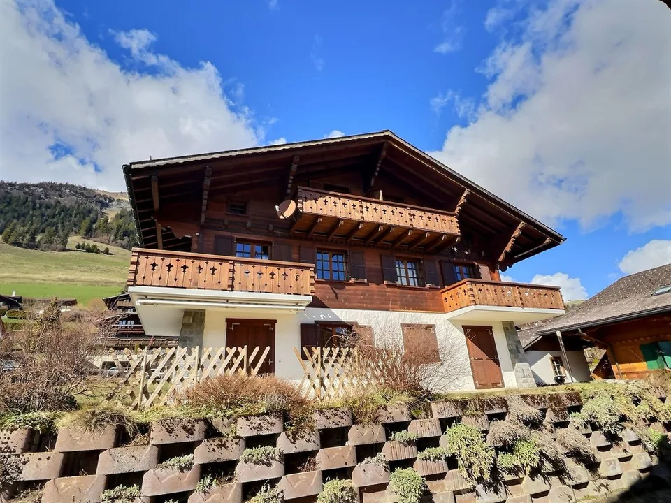 Piacevole attico duplex in vendita a Château-d'Oex