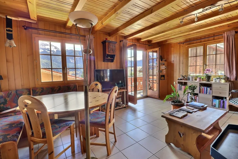 Agréable duplex en attique à vendre à Château-d'Oex