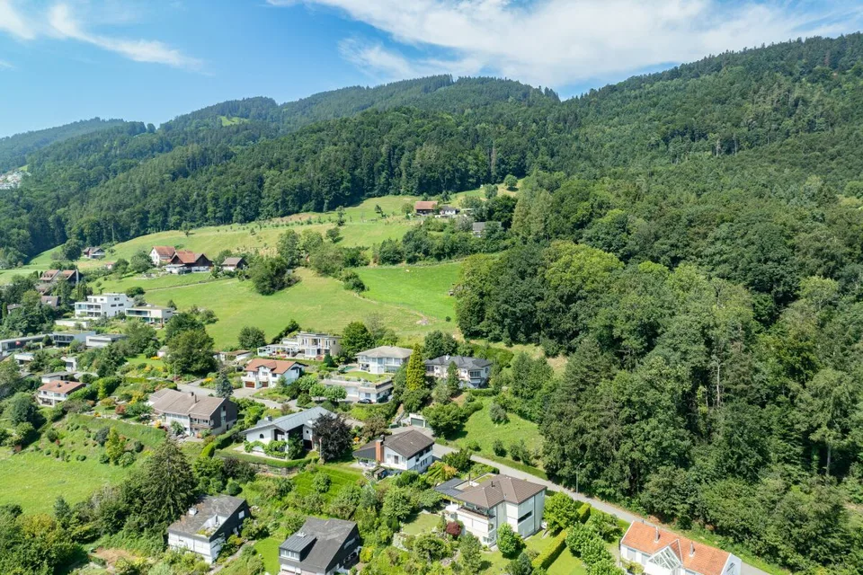 Baulandgrundstück mit attraktiver Aussicht